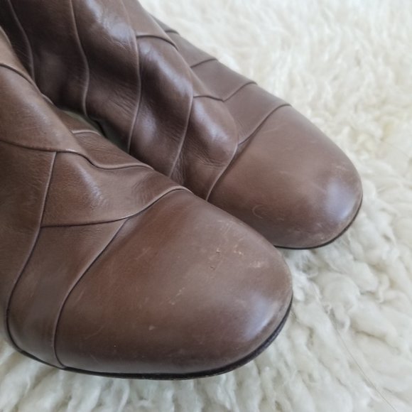 ELIE TAHARI Pleated Leather Ankle Booties EU 37 - Picture 8 of 11